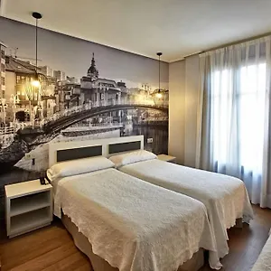*** Hotel Sirimiri Spain