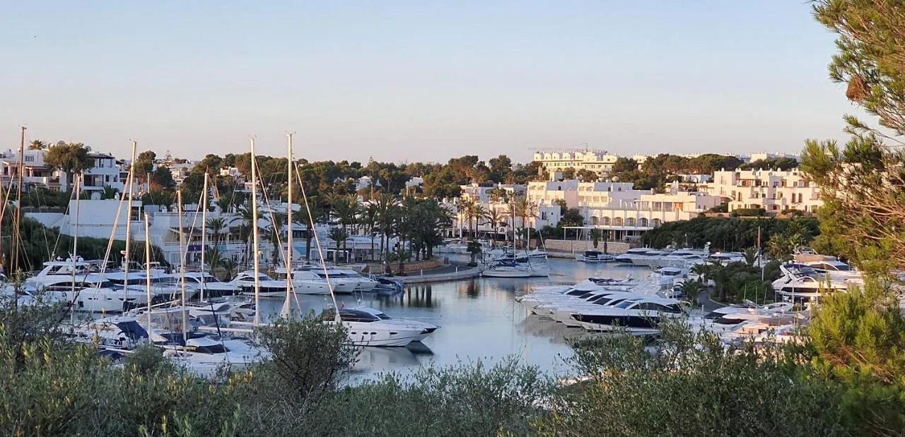 بيت الشباب ميسترال Cala D´Or